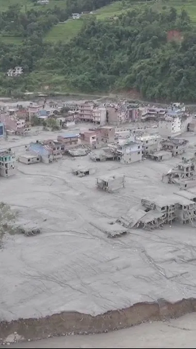 Deal toll continues to grow in Nepal, China after severe floods (Video)