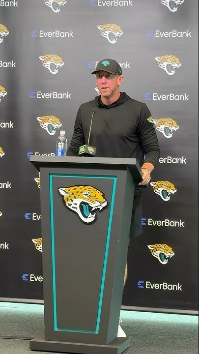 Why Quinn Ewers? Jaguars coach Liam Coen praised ability to 'spread' ball (Video)