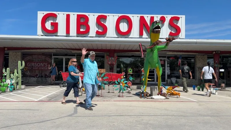 Gibson's reopens after summer flood in Kerrville