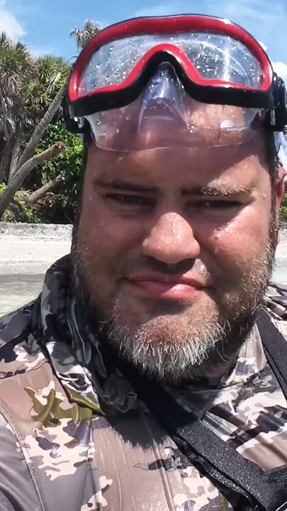 Looking For Shark Teeth In Venice (Video)