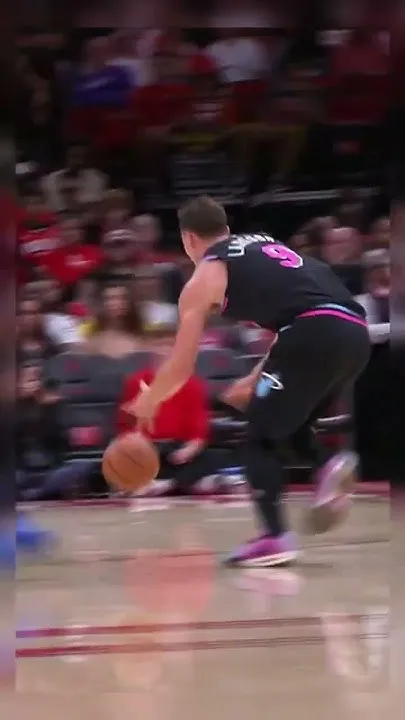 All aboard Pelle airlines (Video)