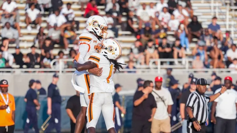 Za'Kari Johnson potentially flipping to his 'dream school' Miami would be a disaster