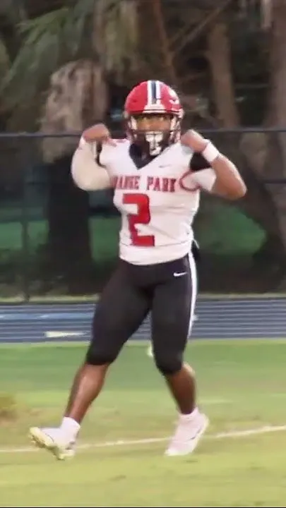 Austeen Mills powers his way into the end zone for the ORANGE PARK TOUCHDOWN!  (Video)