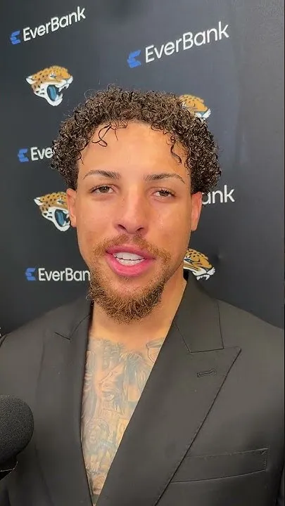 Parker Washington making statements, imitating his favorite wrestler (Video)