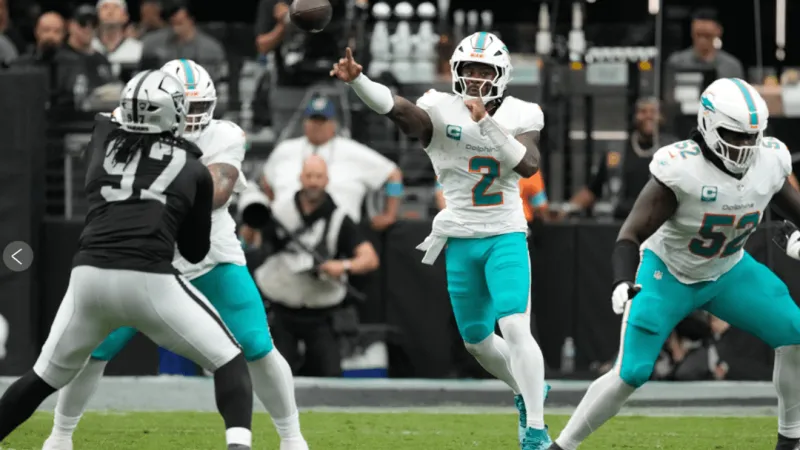 Cousins hits 301 career TD passes as Raiders open season with 27-13 win over Dolphins