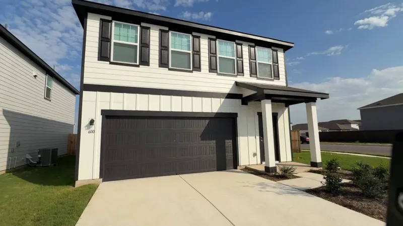New data shows home sellers outnumber buyers in Texas