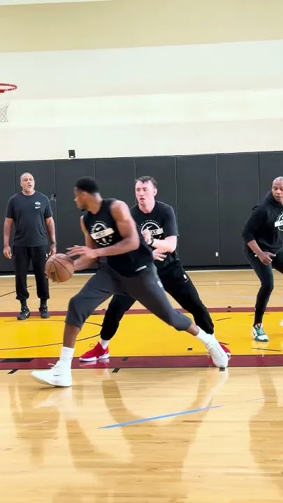 Giannis & Bam Loading  #miamiheat #giannis #bam #nba (Video)
