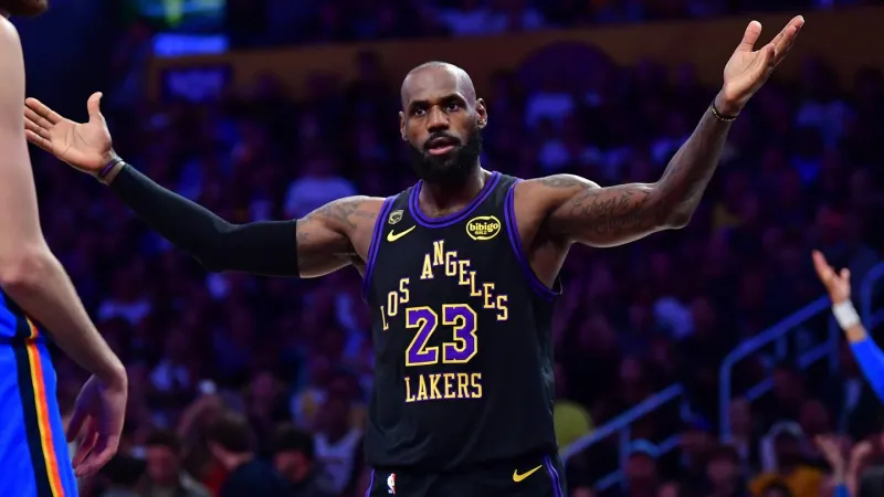Dwyane Wade quietly may have revealed why LeBron James chose 76ers over Heat