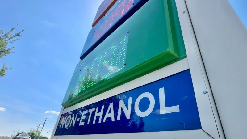 'What can you do?': Truckers feel record-high diesel prices