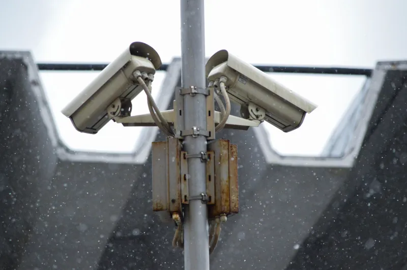 How to Choose Security Cameras with Night Vision
