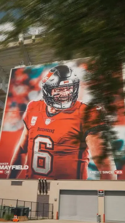 The memories within these walls live on forever  More coming  #stadium #tampabay #buccaneers (Video)