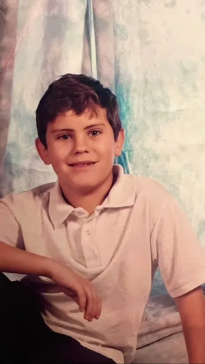 Song my Grandpa Wrote About About Family And Leaving Cuba (Video)