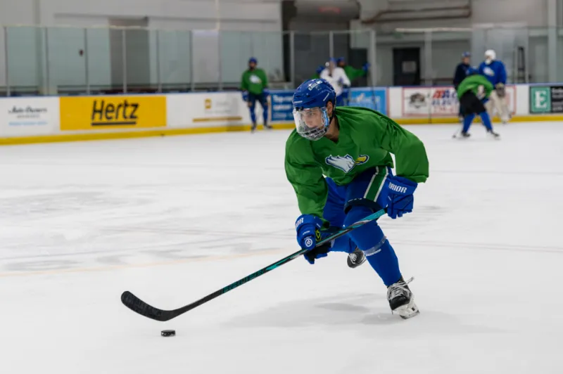 FGCU club hockey opens season 1-2 against Liberty D1, D2