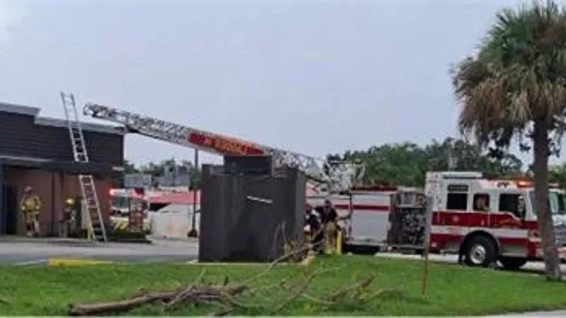 Martin County Fire Rescue responds to fire at Wendy's on Jensen Beach Boulevard