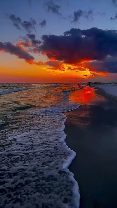 When the sunset gets BETTER (Video)