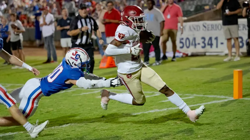 Florida fans are doing everything possible to make 5-star WR Easton Royal feel at home