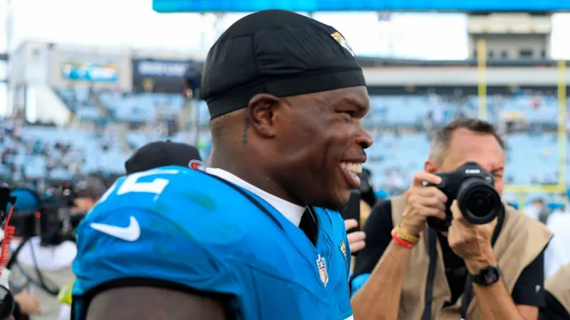 Travis Hunter proves the Jaguars' approach works by picking off Drake Maye
