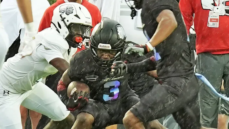 5-star WR Easton Royal can see himself in Florida's offense after witnessing win over Ole Miss