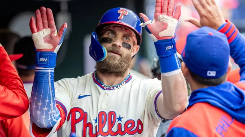 Phillies clinch NL wild card behind Wheeler for 5th straight playoff appearance with win over Rays