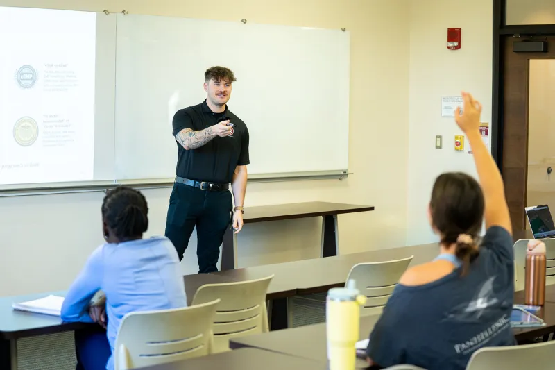 FSU Honors Program introduces new Graduate Teaching Fellowship