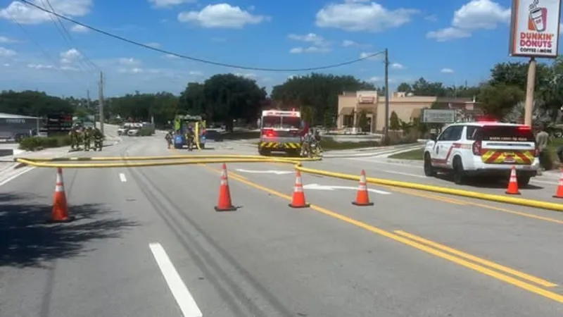 Jensen Beach Boulevard shut down after construction crew strikes gas line, MCSO says