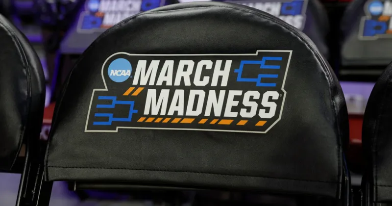 Senate passes sweeping college sports bill to regulate athlete pay, transfers