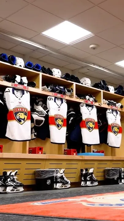 The locker room is set. Season opener in Carolina  (Video)