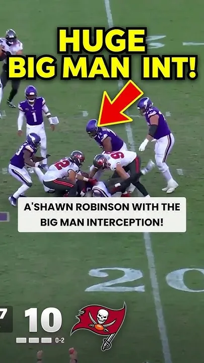 The BIGGEST Man Interception You'll See Today  #nfl #football #Buccaneers #shorts #highlights (Video)