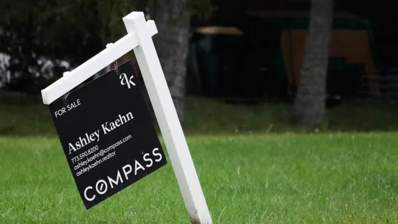 Mortgage rate hits 7.28%, its largest weekly gain in four years