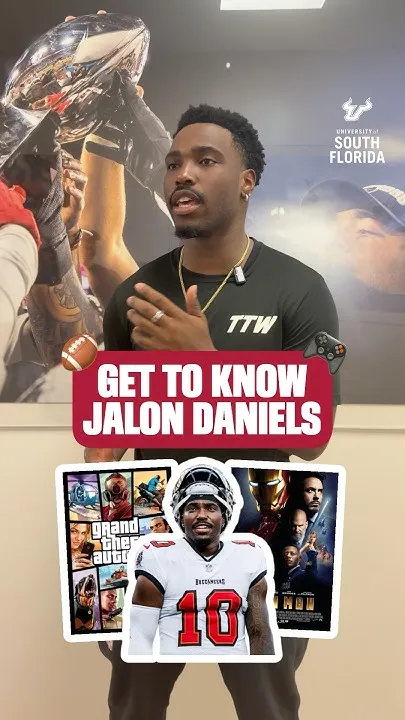 Jalon Daniels is a gamer on and off the field  #jalondaniels #videogames #gamer #movies #nfl (Video)
