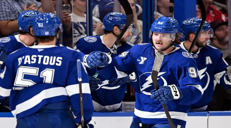 Lightning beat the Capitals 3-1 in home opener