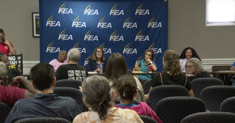Florida teachers raise concerns about growing classroom demands at roundtable