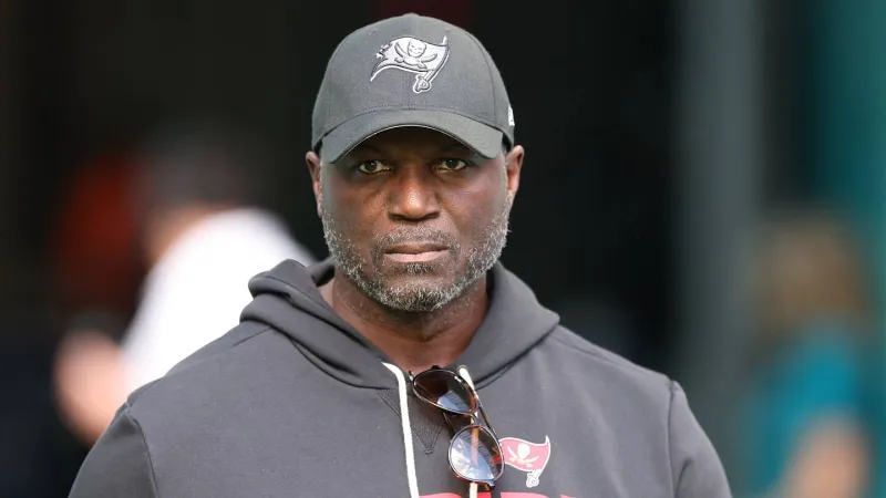 Todd Bowles gave a weak explanation for passing on game-tying FG in Buccaneers' loss to Packers