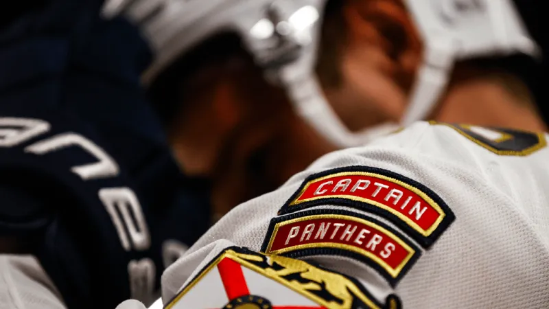 Aleksander Barkov out 6-8 weeks with lower-body injury