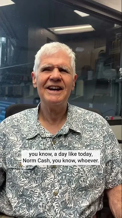 He's blind, and he's called Rays baseball on the radio for 3 decades (Video)