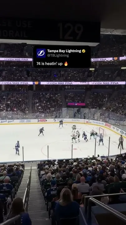 Carly loads up the one-timer  #powerplay #goal #score #second (Video)