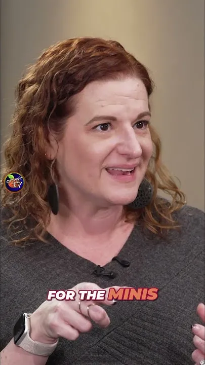 ARTIST SPOTLIGHT: Meet Angela Scott! (Video)