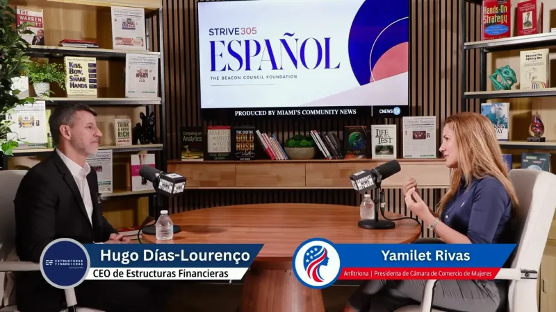 Hugo Das-Loureno de Estructuras Financieras en Strive 305 Espaol