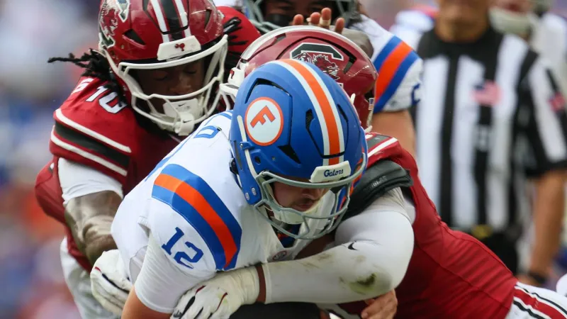 Aaron Philo's struggles are reopening the question Florida thought it had answered