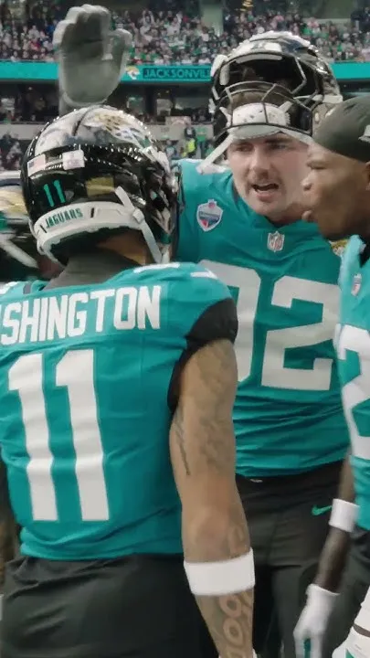 Parker "Fantasy League Winner" Washington to the CRIB!!! #PHIvsJAX #DUUUVAL (Video)
