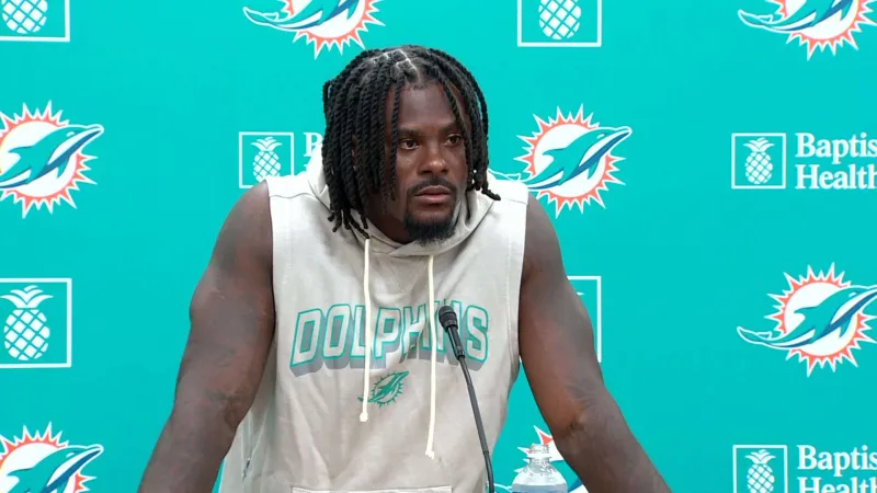 Dolphins not considering a QB change after Malik Willis struggles vs Bengals