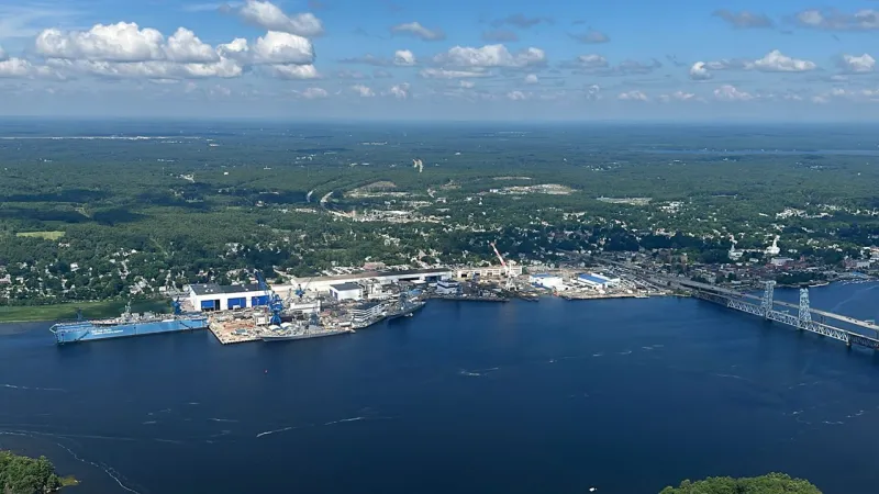 In reversal, Pentagon orders second destroyer from Bath shipyard