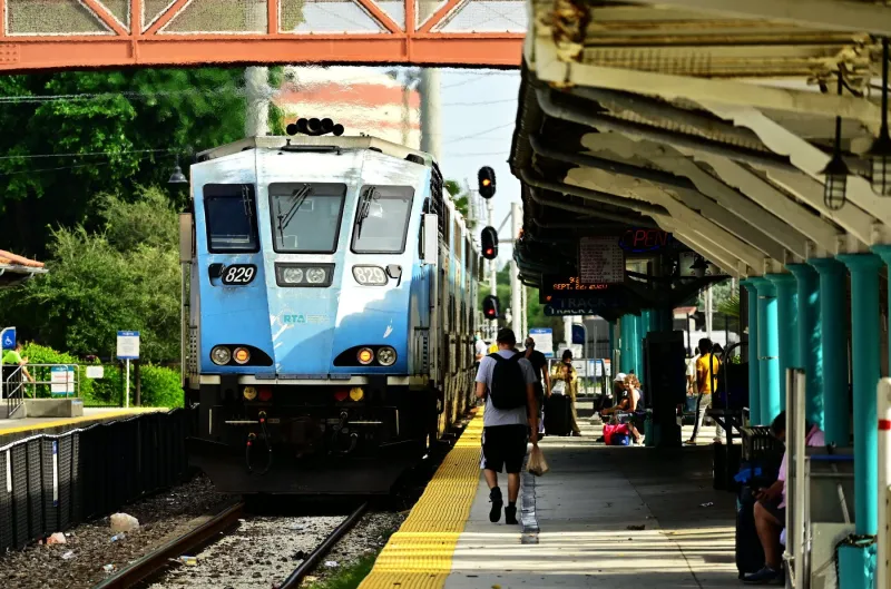 Orlando Magic Fans Can Ride SunRail for Free to Weeknight Home Games