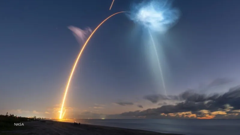 SpaceX launch spawns "jellyfish" cloud in sky before sunrise