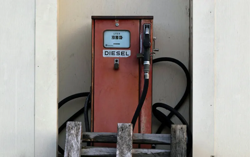 Bipartisan Senators Tell Trump: Keep Russian Diesel Out of Our Engines