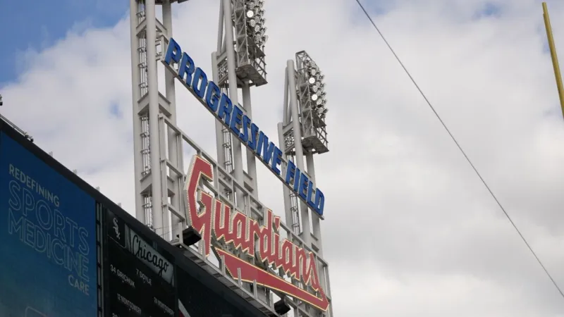 Rays-Guardians Game 3 of ALCS moved to 1 p.m. Thursday because of forecast