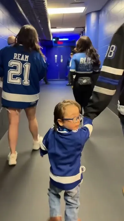 Had the best night with our friend, John  #kids #first #game #hearttouching #happy (Video)