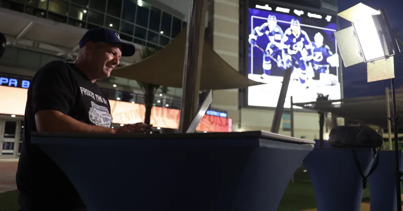 Lightning podcast gives fans an unfiltered place to talk Bolts hockey