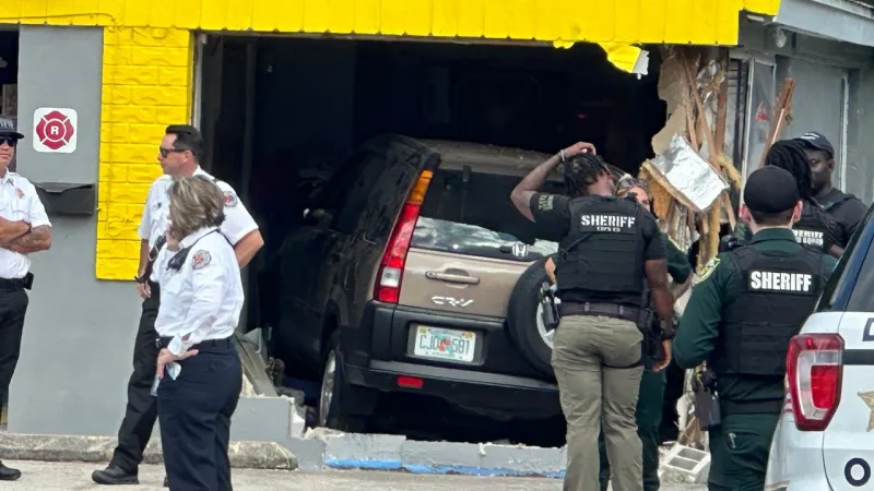 FHP: Orlando driver crashes into daycare; children sent to hospital