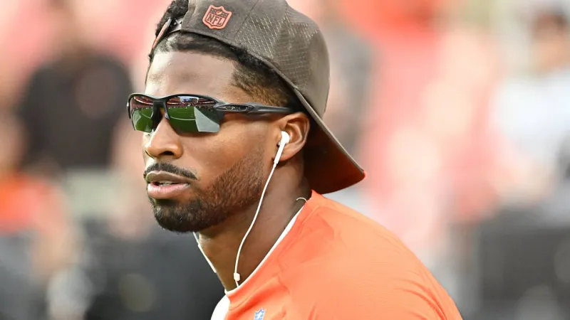 Jaguars dubbed a Shedeur Sanders trade destination (but it makes little sense)